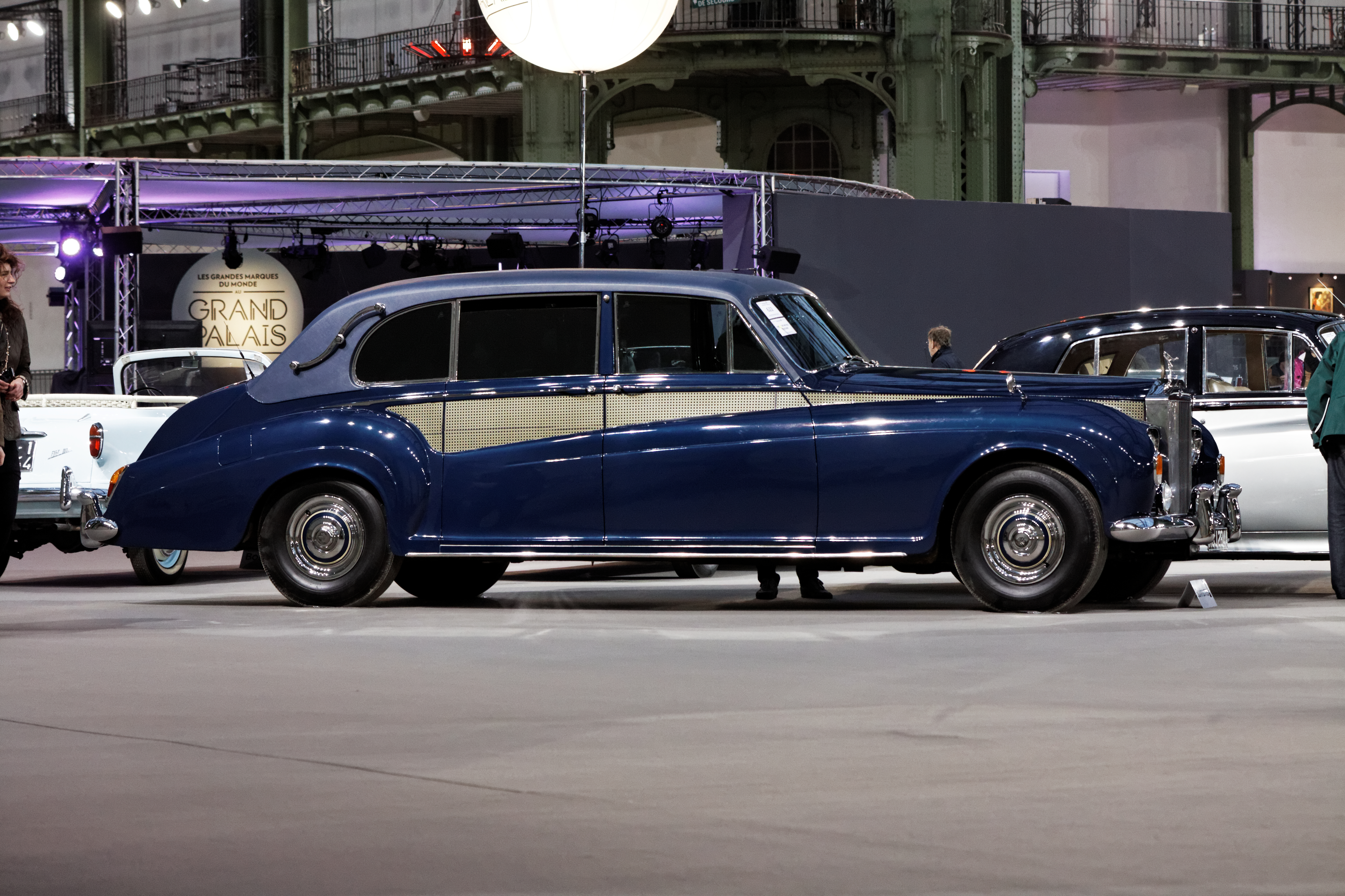 Rolls-Royce_Phantom_V_limousine
